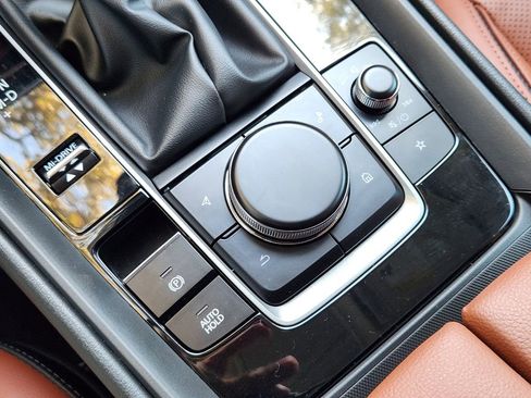 Certified 2025 MAZDA CX-50 AWD 2.5 Turbo w/ Weather Package image 20