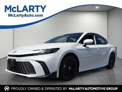 Used 2025 Toyota Camry SE