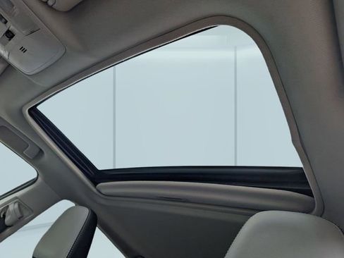 Used 2017 Toyota RAV4 Platinum FWD image 20