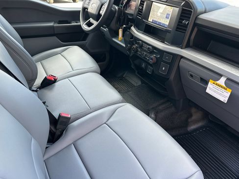New 2026 Ford F250 XL w/ XL Chrome Package image 14