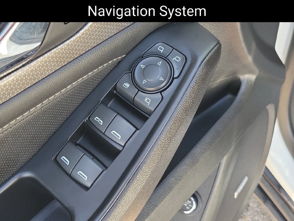 Used 2023 Chevrolet Traverse Premier w/ Redline Edition AWD/4WD image 11
