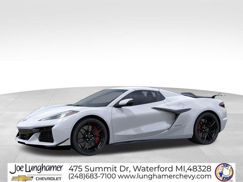 New 2026 Chevrolet Corvette Z06 w/ Z07 Performance Package RWD image 2