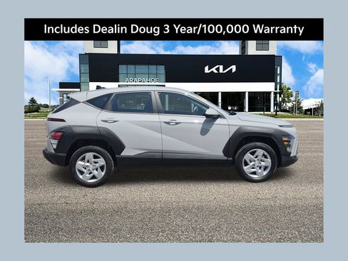 Used 2025 Hyundai Kona SE AWD/4WD image 1