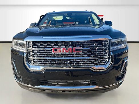 Used 2023 GMC Acadia Denali w/ Black Diamond Edition image 2