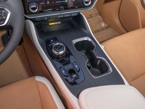 New 2026 Lexus RZ 350e 2WD image 24