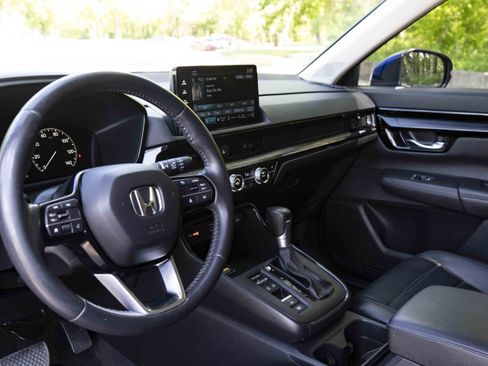 Used 2024 Honda CR-V EX-L image 16