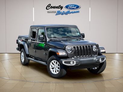 Used 2023 Jeep Gladiator Sport