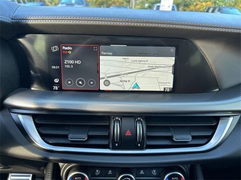 Used 2023 Alfa Romeo Stelvio Veloce image 20