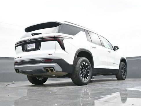 Used 2024 Chevrolet Traverse Z71 image 47