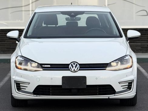 Used 2019 Volkswagen e-Golf SEL Premium FWD image 2