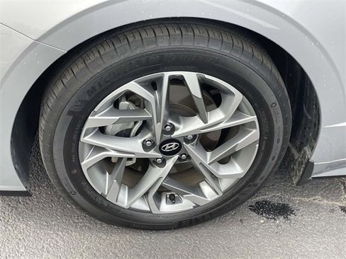 Used 2023 Hyundai Sonata SEL image 7