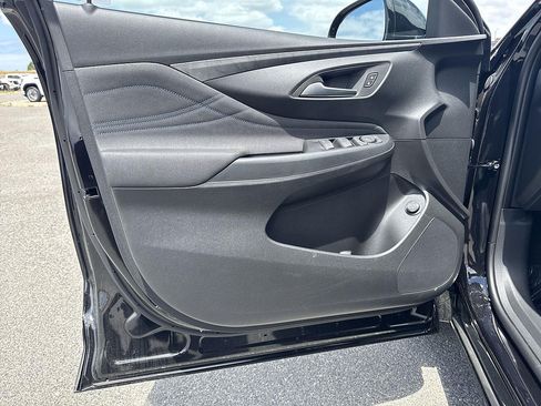 New 2026 Buick Envista Sport Touring w/ Convenience II Package FWD image 18