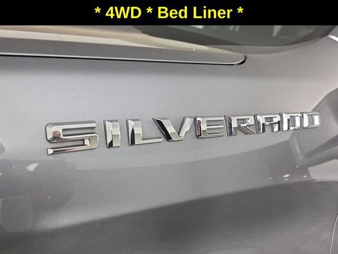 Certified 2020 Chevrolet Silverado 1500 Custom w/ Custom Value Package AWD/4WD image 11