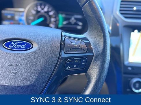 Certified 2018 Ford Explorer XLT w/ Equipment Group 202A image 18