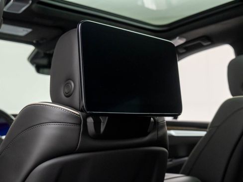 New 2026 Cadillac Escalade Platinum Sport w/ LPO, ONYX Package image 19