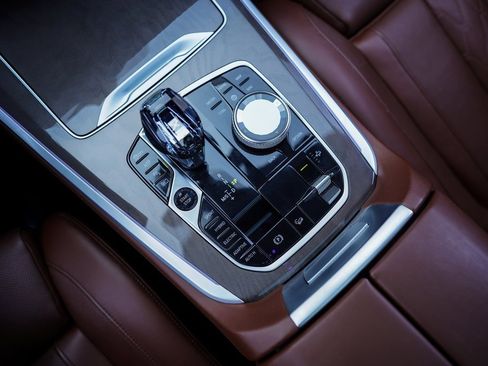 Used 2022 BMW X5 xDrive45e w/ M Sport Package image 35