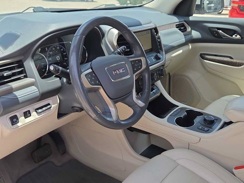 Used 2022 GMC Acadia Denali w/ Denali Ultimate Package AWD/4WD image 10