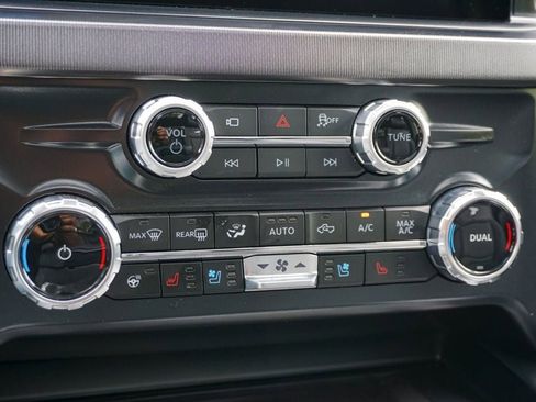 Used 2026 Ford F450 Platinum AWD/4WD image 87