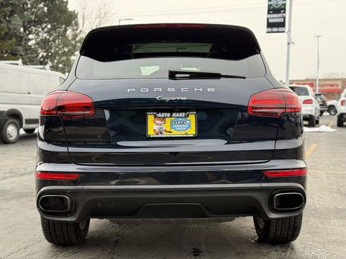 Used 2016 Porsche Cayenne image 8