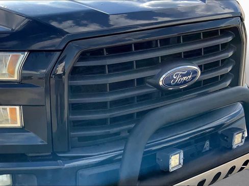 Used 2015 Ford F150 XLT w/ Equipment Group 302A Luxury AWD/4WD image 26