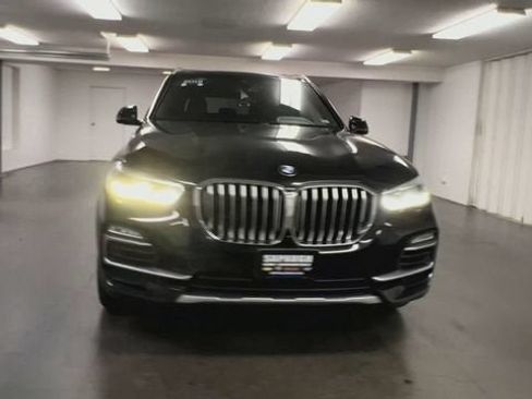 Used 2019 BMW X5 xDrive40i w/ Convenience Package AWD/4WD image 3