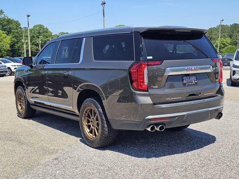 Used 2021 GMC Yukon XL Denali w/ Denali Ultimate Package AWD/4WD image 14