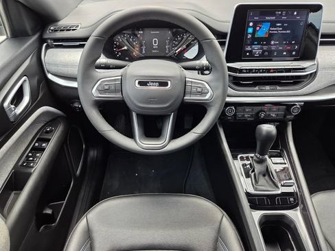 Certified 2025 Jeep Compass Latitude AWD/4WD image 16