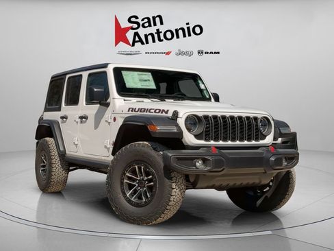 Used 2024 Jeep Wrangler Unlimited Rubicon w/ XTREMEE 35" Tire Package AWD/4WD image 3