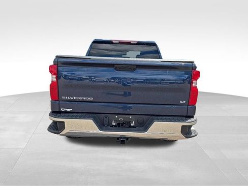 Used 2023 Chevrolet Silverado 1500 LT AWD/4WD image 4