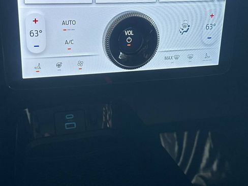 Certified 2024 Ford Mustang Mach-E Premium AWD/4WD image 23