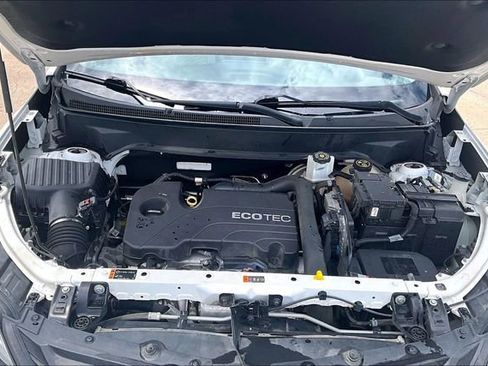Used 2018 Chevrolet Equinox LS FWD image 28