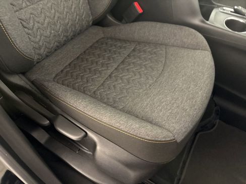 Used 2022 Chevrolet Equinox LT image 29