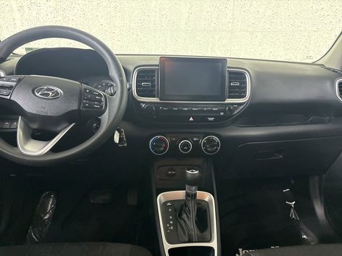 Used 2021 Hyundai Venue SE w/ Cargo Package image 21