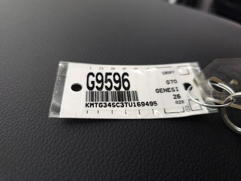 New 2026 Genesis G70 2.5T Prestige image 32