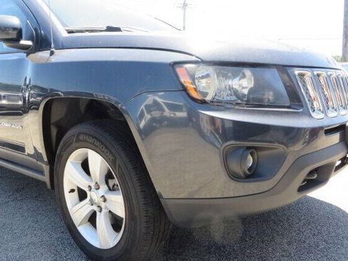 Used 2014 Jeep Compass Latitude w/ All Weather Capability Group image 20