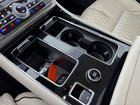 Used 2023 Lincoln Aviator Black Label w/ Dynamic Handling Package image 23