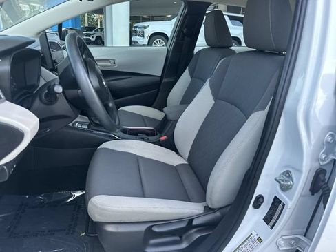 Used 2024 Toyota Corolla LE FWD image 30