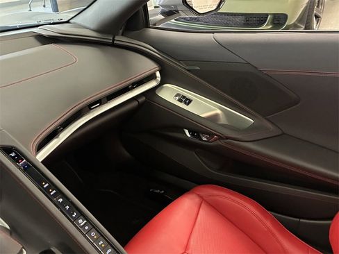 Used 2025 Chevrolet Corvette Stingray w/ Battery Protection Package image 29