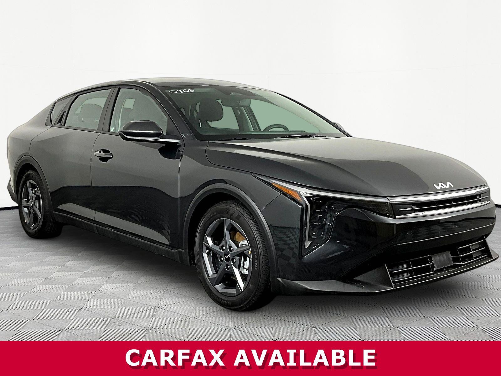 Certified 2025 Kia K4 FWD image 3