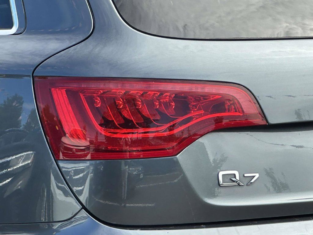 Used 2015 Audi Q7 3.0T Premium Plus w/ Premium Plus Package AWD/4WD image 9