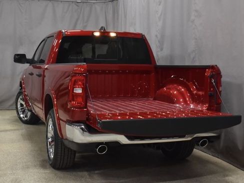 New 2026 RAM 1500 4x4 Crew Cab image 10