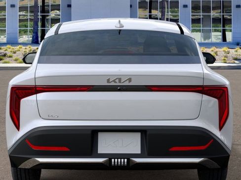 New 2025 Kia K4 EX image 13