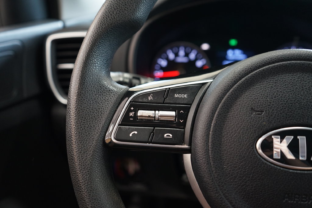 Used 2020 Kia Sportage LX AWD/4WD image 29