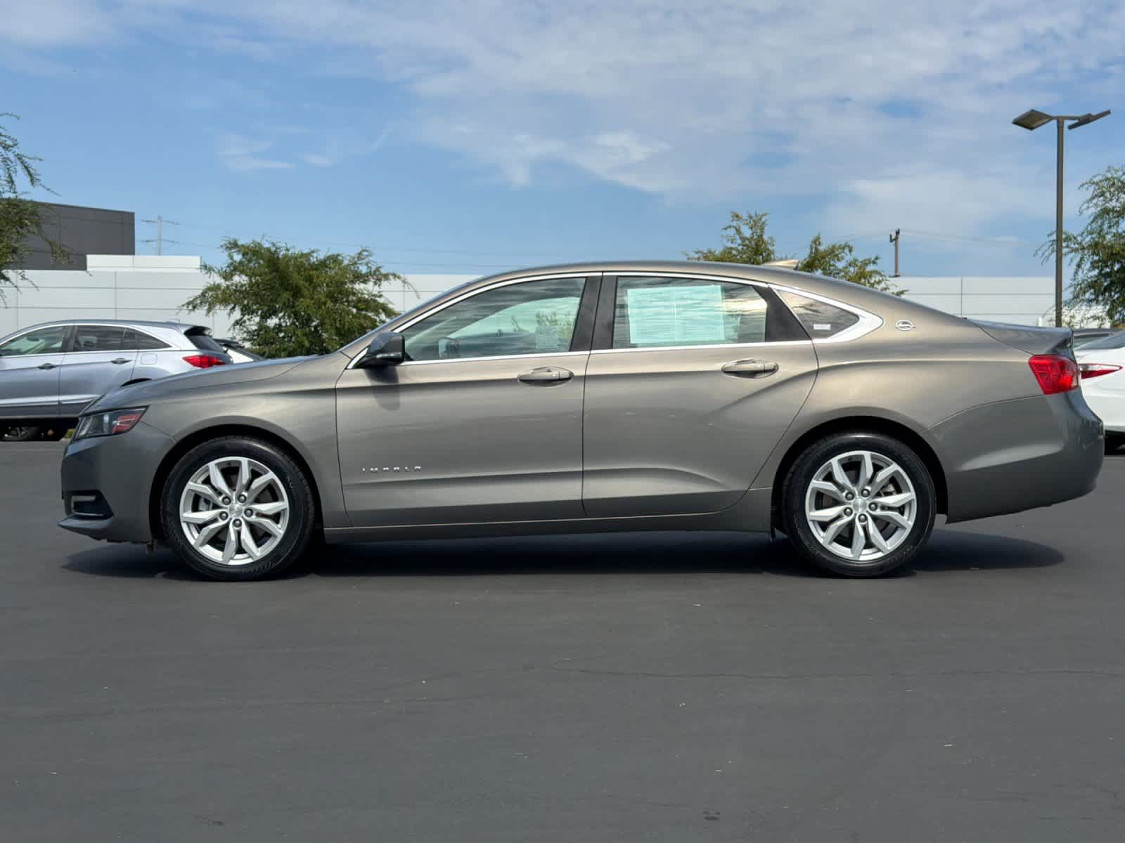 Used 2019 Chevrolet Impala LT FWD image 9