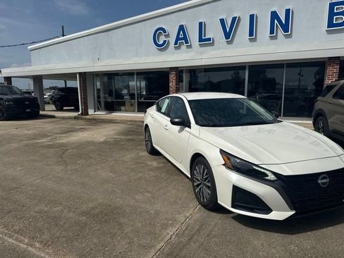 Used 2026 Nissan Altima 2.5 SV AWD/4WD image 3