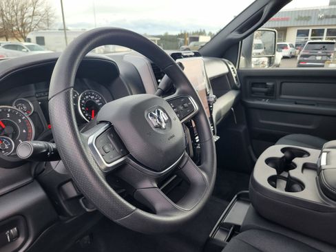 New 2026 RAM 3500 Tradesman AWD/4WD image 6