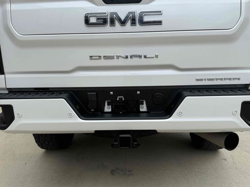 Used 2024 GMC Sierra 2500 Denali Ultimate AWD/4WD image 36