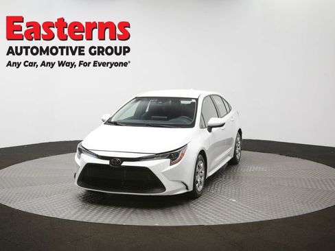 Used 2022 Toyota Corolla LE image 53