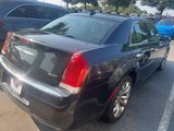 Used 2019 Chrysler 300 Limited image 3