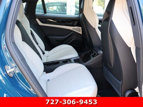 Used 2024 Porsche Panamera 4 image 19